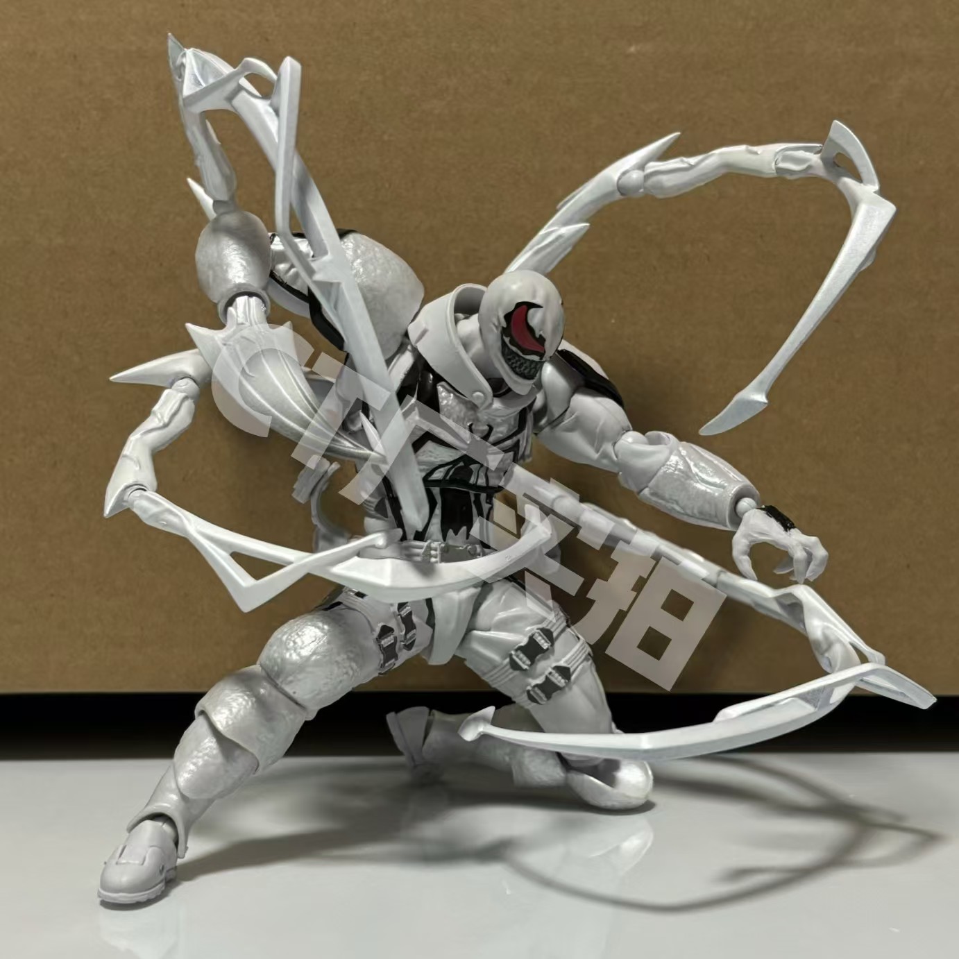 Ct White Venom Action Figure H - огляд і ціна Model Kit Exodia